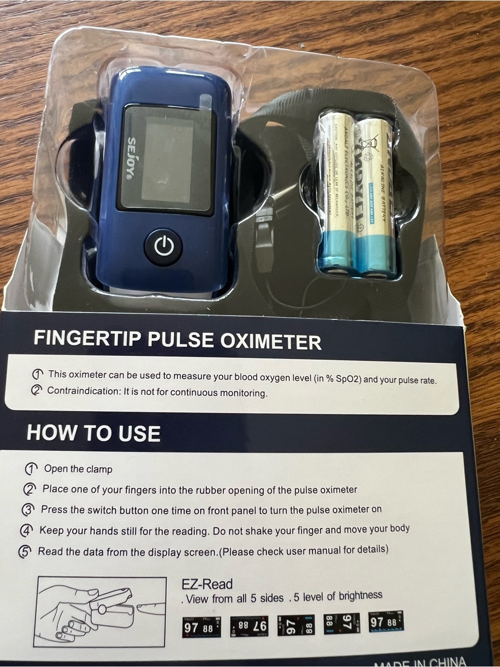 Fingertip Pulse Oximeter - Simultaneous Oxygen & Pulse Readings NIB Never used. - Picture 4 of 7